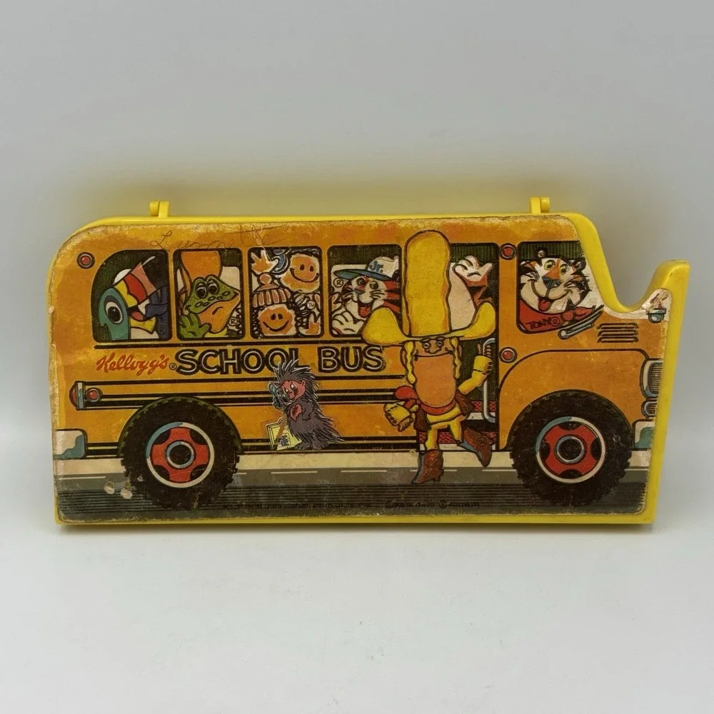 Vintage 1978 Kellogg's Yellow School Bus Pencil Case With‎ Pencils